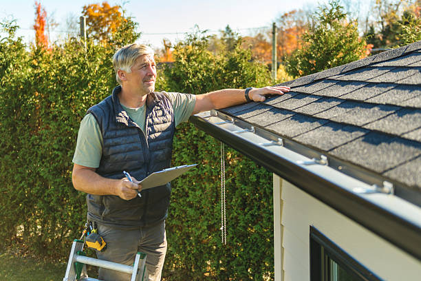 Professional Emergency Roof Repair technician working in Gatlinburg, TN